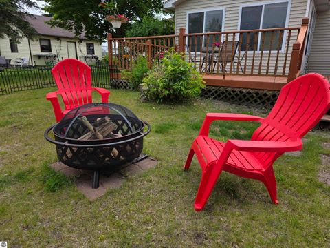 Tiny photo for 808 W Lake Street, Tawas City, MI 48763 (MLS # 1947395)