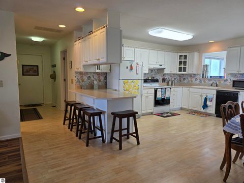 Tiny photo for 808 W Lake Street, Tawas City, MI 48763 (MLS # 1947395)