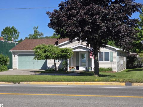 Tiny photo for 808 W Lake Street, Tawas City, MI 48763 (MLS # 1947395)