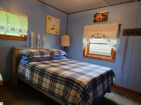 Tiny photo for 808 W Lake Street, Tawas City, MI 48763 (MLS # 1947395)