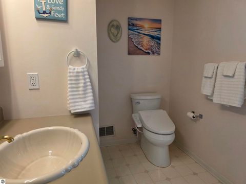Tiny photo for 808 W Lake Street, Tawas City, MI 48763 (MLS # 1947395)