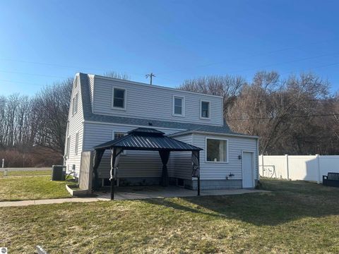 Tiny photo for 2631 Lakeshore Road, Manistee, MI 49660 (MLS # 1943302)