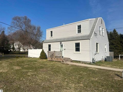 Tiny photo for 2631 Lakeshore Road, Manistee, MI 49660 (MLS # 1943302)