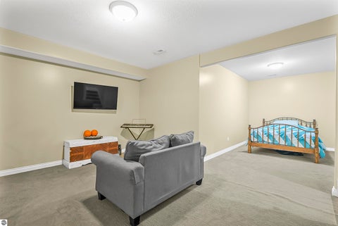 Tiny photo for 160 Hunters Ridge, Cadillac, MI 49601 (MLS # 1948185)