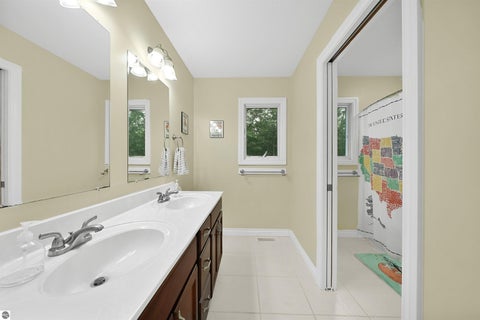 Tiny photo for 160 Hunters Ridge, Cadillac, MI 49601 (MLS # 1948185)