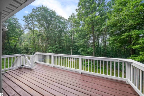 Tiny photo for 160 Hunters Ridge, Cadillac, MI 49601 (MLS # 1948185)