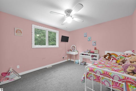 Tiny photo for 160 Hunters Ridge, Cadillac, MI 49601 (MLS # 1948185)
