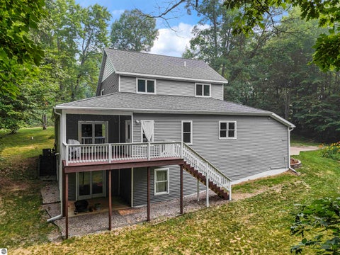 Tiny photo for 160 Hunters Ridge, Cadillac, MI 49601 (MLS # 1948185)