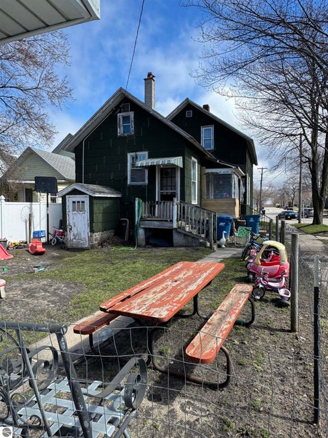 Tiny photo for 616 Cypress Street, Manistee, MI 49660 (MLS # 1944843)