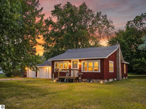 Photo of 1533 Plett Road, Cadillac, MI 49601 (MLS # 1948416)