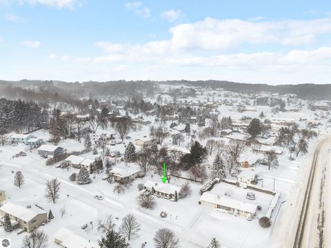 Tiny photo for 4032 Hearthside Drive, Traverse City, MI 49684 (MLS # 1941823)