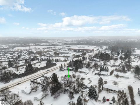 Tiny photo for 4032 Hearthside Drive, Traverse City, MI 49684 (MLS # 1941823)