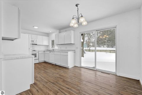 Tiny photo for 4032 Hearthside Drive, Traverse City, MI 49684 (MLS # 1941823)