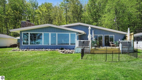 Tiny photo for 4440 Loon Lake Road, Hale, MI 48739 (MLS # 1945577)