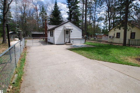 Tiny photo for 2221 Buhlman Drive, West Branch, MI 48661 (MLS # 1944865)