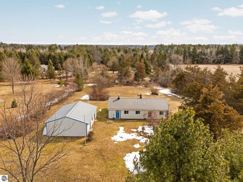 Photo of 9125 Ayers Road, Williamsburg, MI 49690 (MLS # 1943488)