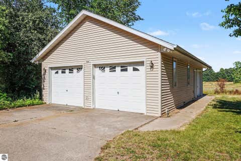 Tiny photo for 935 S Crawford Road, Mt Pleasant, MI 48858 (MLS # 1947712)