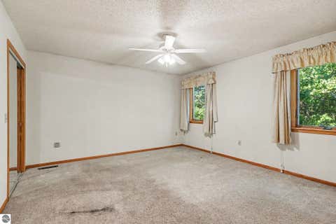 Tiny photo for 935 S Crawford Road, Mt Pleasant, MI 48858 (MLS # 1947712)