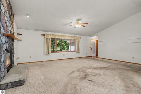 Tiny photo for 935 S Crawford Road, Mt Pleasant, MI 48858 (MLS # 1947712)