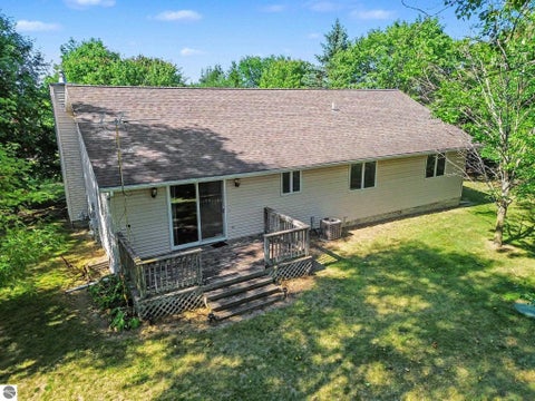 Tiny photo for 935 S Crawford Road, Mt Pleasant, MI 48858 (MLS # 1947712)