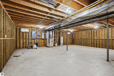 Tiny photo for 935 S Crawford Road, Mt Pleasant, MI 48858 (MLS # 1947712)
