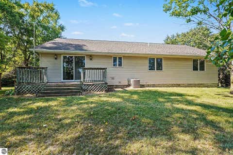Tiny photo for 935 S Crawford Road, Mt Pleasant, MI 48858 (MLS # 1947712)