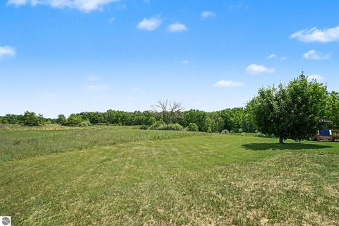 Tiny photo for 9145 Lydell Road, Farwell, MI 48622 (MLS # 1947226)