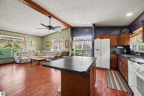 Tiny photo for 9145 Lydell Road, Farwell, MI 48622 (MLS # 1947226)