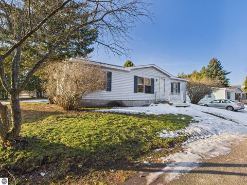 Tiny photo for 5221 N Overlook Road, Northport, MI 49670 (MLS # 1941388)
