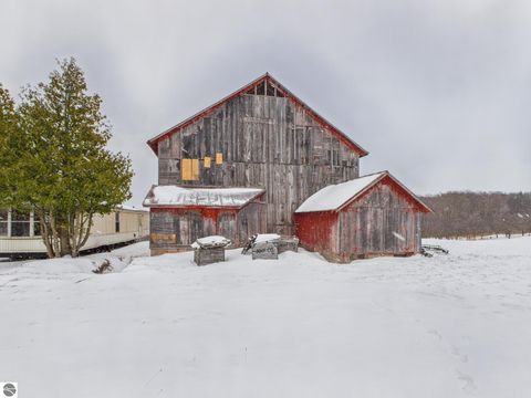 Tiny photo for 5221 N Overlook Road, Northport, MI 49670 (MLS # 1941388)