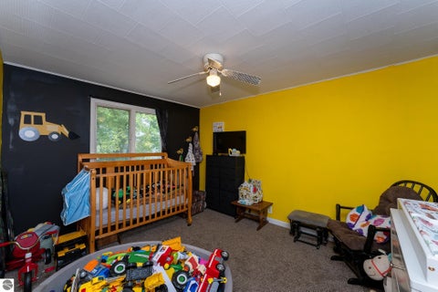 Tiny photo for 198 W Ohio Street, Farwell, MI 48622 (MLS # 1949339)