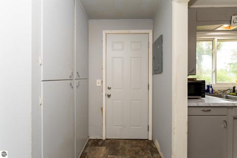 Tiny photo for 198 W Ohio Street, Farwell, MI 48622 (MLS # 1949339)