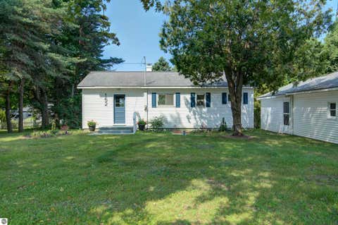 Tiny photo for 152 Sunset Drive, Frankfort, MI 49636 (MLS # 1948760)