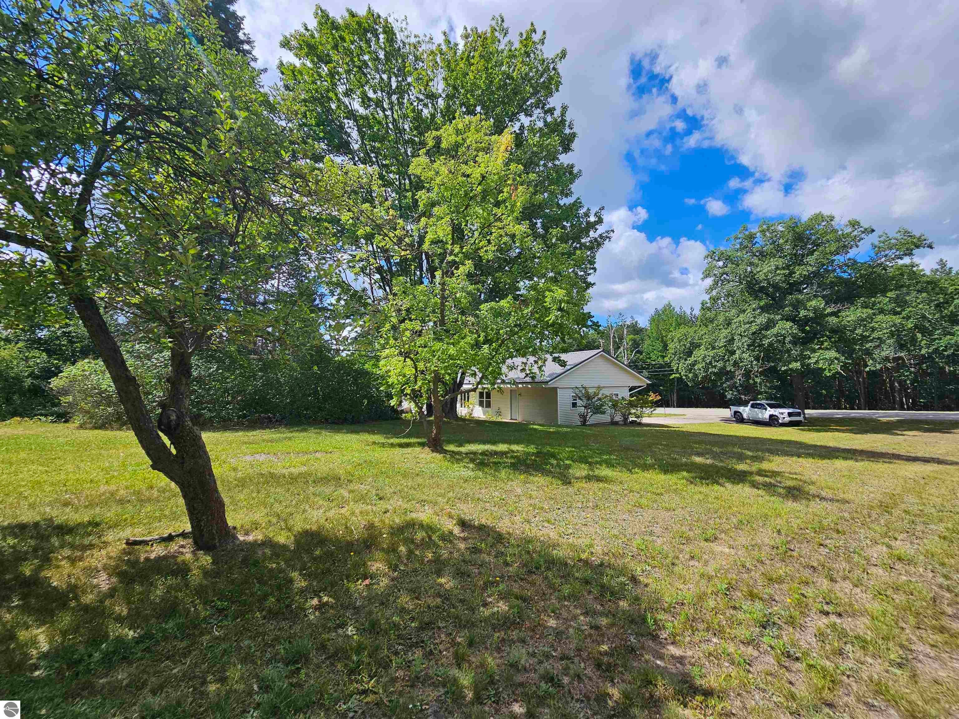 5095 N Crosby Road - Photo 3