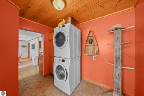 Tiny photo for 9351 E 50 Road, Cadillac, MI 49601 (MLS # 1942763)