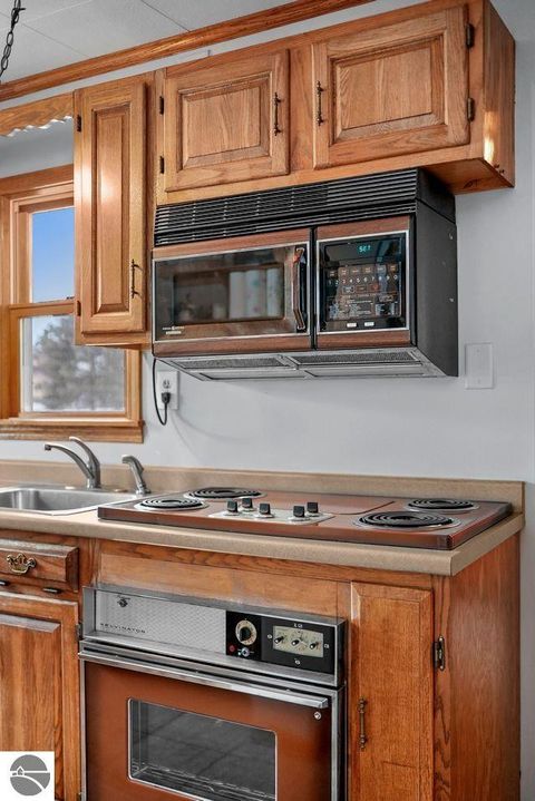 Tiny photo for 9351 E 50 Road, Cadillac, MI 49601 (MLS # 1942763)