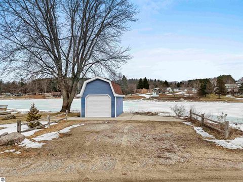 Tiny photo for 9351 E 50 Road, Cadillac, MI 49601 (MLS # 1942763)