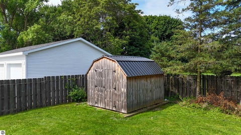 Tiny photo for 309 N 2nd Street, Shepherd, MI 48883 (MLS # 1946651)