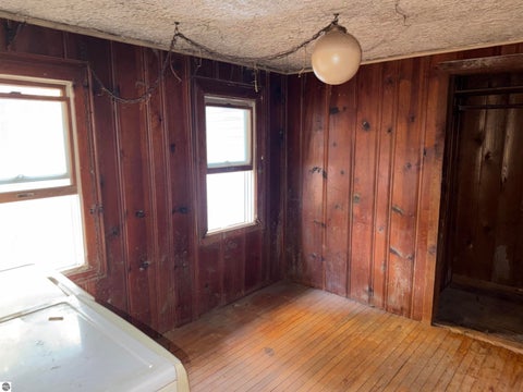 Tiny photo for 3679 Wallaker Road, Benzonia, MI 49616 (MLS # 1951954)