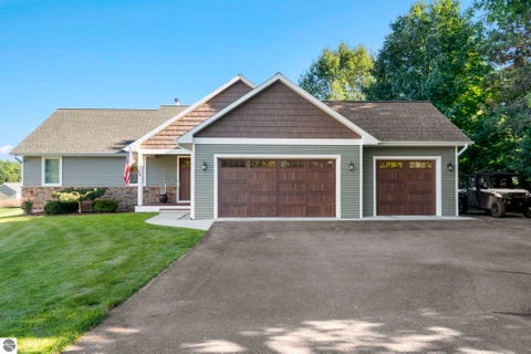 Photo of 266 Farm Lane, Traverse City, MI 49696 (MLS # 1950942)