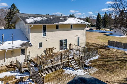 Tiny photo for 106 Pearl Street, Kingsley, MI 49649 (MLS # 1942993)