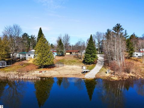 Tiny photo for 21187 Parkview Road, Tustin, MI 49688 (MLS # 1943581)