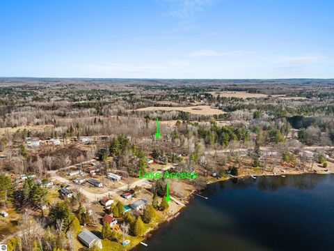 Tiny photo for 21187 Parkview Road, Tustin, MI 49688 (MLS # 1943581)
