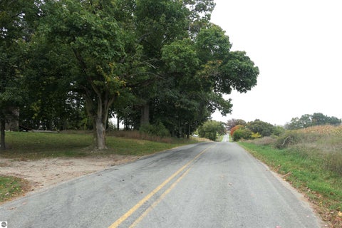 Tiny photo for 4900 E Kendaville Road, Edmore, MI 48829 (MLS # 1951666)