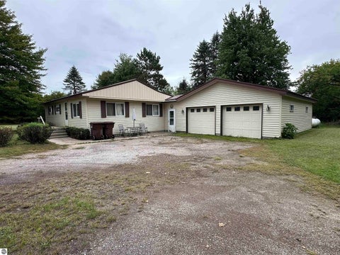 Tiny photo for 491 Brown Road, Standish, MI 48658 (MLS # 1950781)