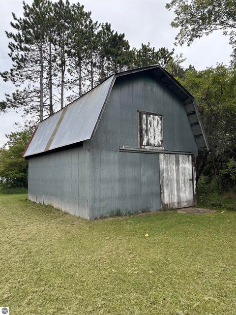 Tiny photo for 491 Brown Road, Standish, MI 48658 (MLS # 1950781)