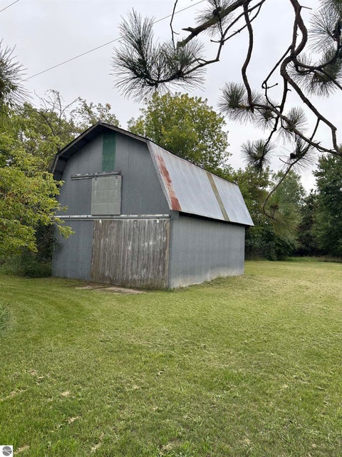 Tiny photo for 491 Brown Road, Standish, MI 48658 (MLS # 1950781)