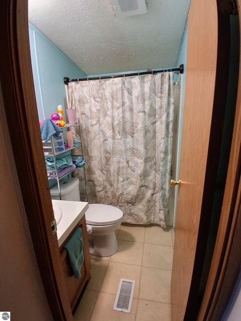 Tiny photo for 8937 E Sanders Road, Vestaburg, MI 48877 (MLS # 1942542)