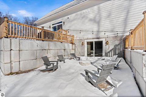 Tiny photo for 6848 E Lake Bluffs Drive, Traverse City, MI 49684 (MLS # 1942980)
