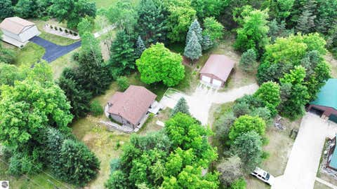 Tiny photo for 3602 S Winn Road, Mt Pleasant, MI 48858 (MLS # 1947273)